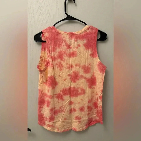 Lot of 3 Summer Tanks Great Condition - Time & Tru, Aerie, and Old Navy Size M - Picture 4 of 12